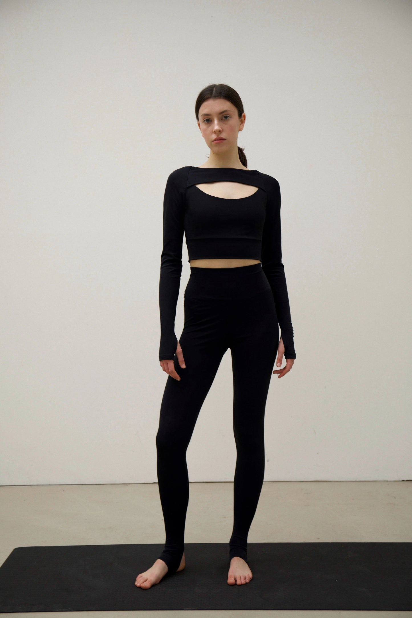 Нigh-waisted leggings Black